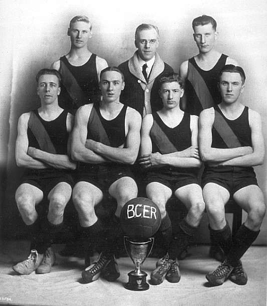 BCE Basketball Team 1927-1928