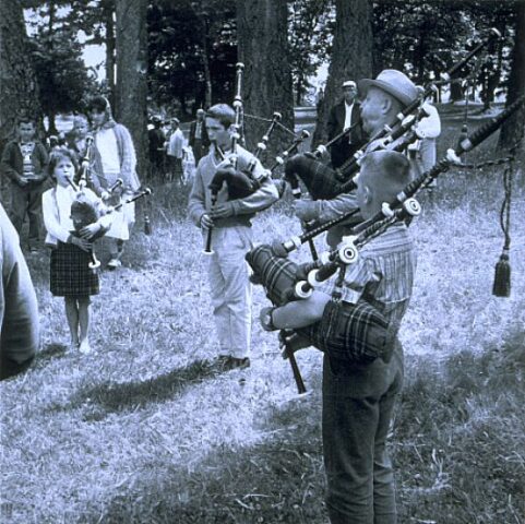 Newcastle Island Picnic Pipers Playing