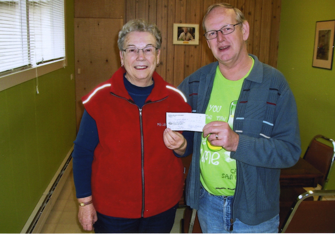 Marg DeHart and Forward House volunteer Shane Ovington